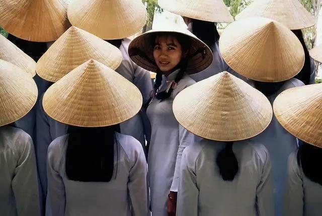 越南經濟持續趕超挑戰解析 從嚴重債務危機看轉變世界工廠策略的硬障礙